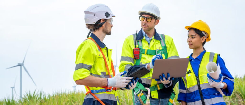 What Is a Field Service CRM?